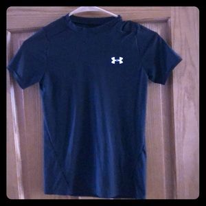 Boys L, fitted Under Armour dry fit
